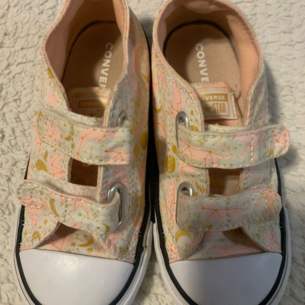 Converse Kids' Sneakers in Pink and Gold Pattern